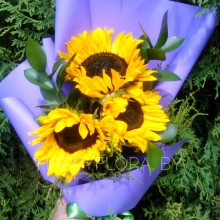 Букет из подсолнухов/хелиантус