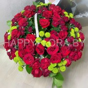 Корзина алых роз
